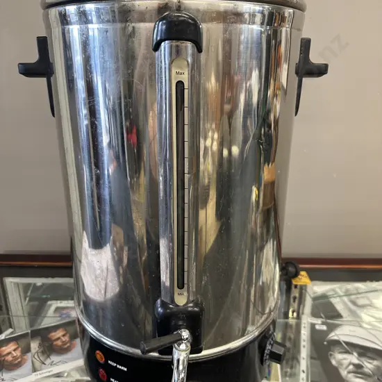 Cater Master Urn