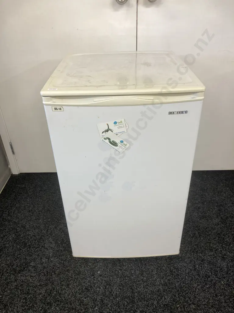 Samsung SRG-148 Fridge Image 1++