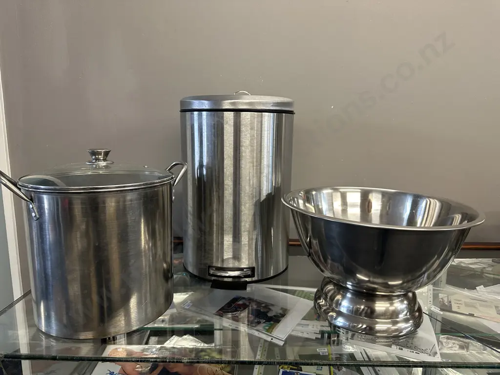 20 Litre Soft Close Rubbish Bin & Home Maker Steel Drinks Tub Image 1++