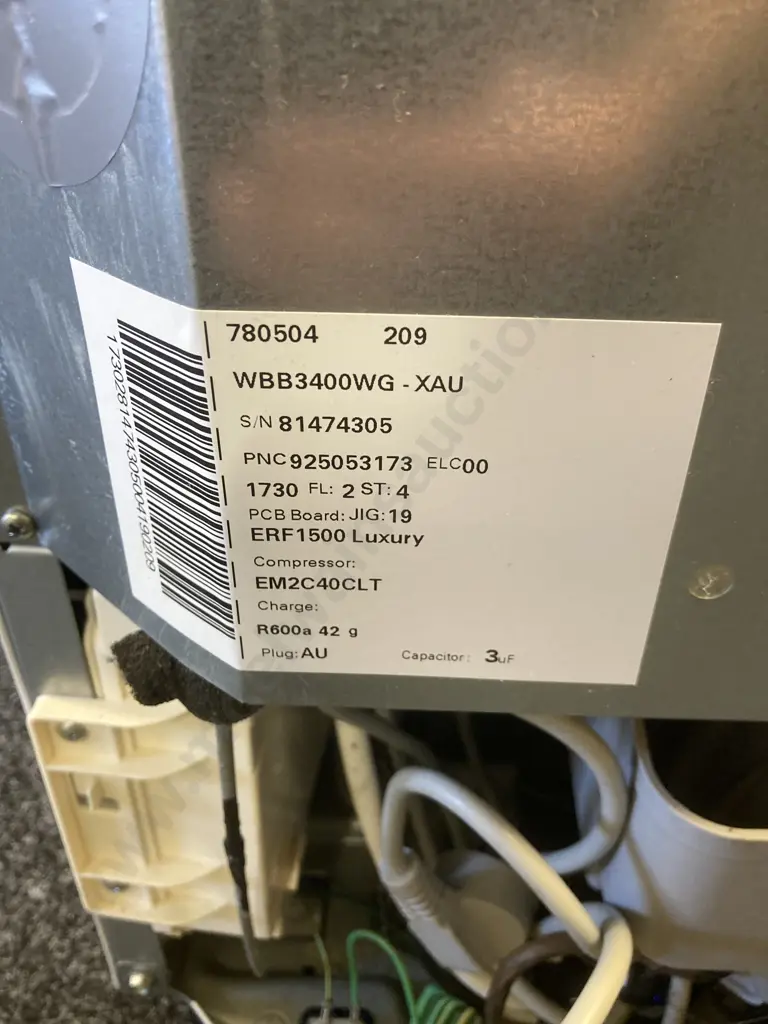 Westinghouse 335L Bottom Mount Fridge Freezer - White. Model WBB3400WG Image 1++