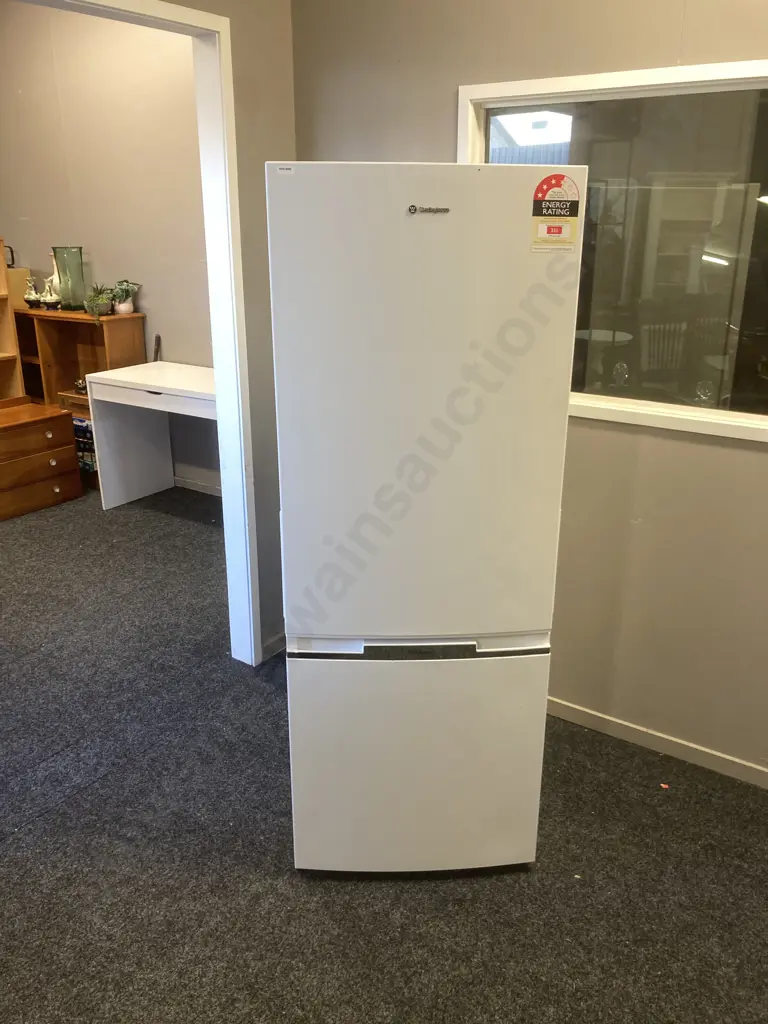 Westinghouse 335L Bottom Mount Fridge Freezer - White. Model WBB3400WG Image 1++