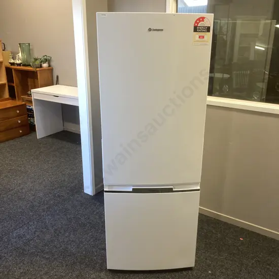Westinghouse 335L Bottom Mount Fridge Freezer - White. Model WBB3400WG