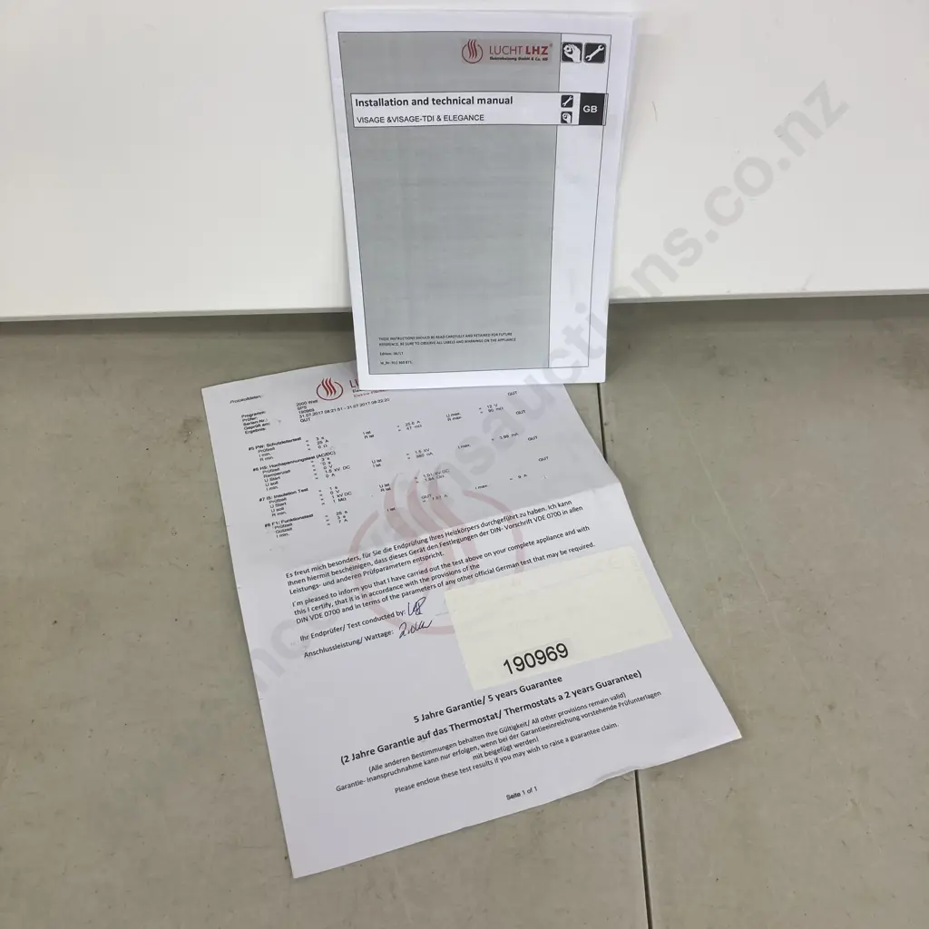 Lucht LHZ 2000watt Visage Panel Heater (Heat RetentionTablets, Digital Electronic Thermostat) With Manual. H44 W105 D8cm Image 1++