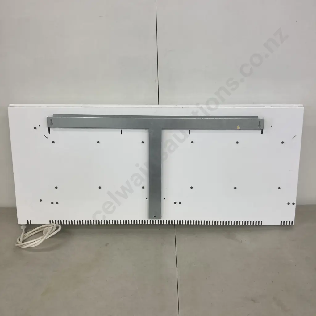 Lucht LHZ 2000watt Visage Panel Heater (Heat RetentionTablets, Digital Electronic Thermostat) With Manual. H44 W105 D8cm Image 1++