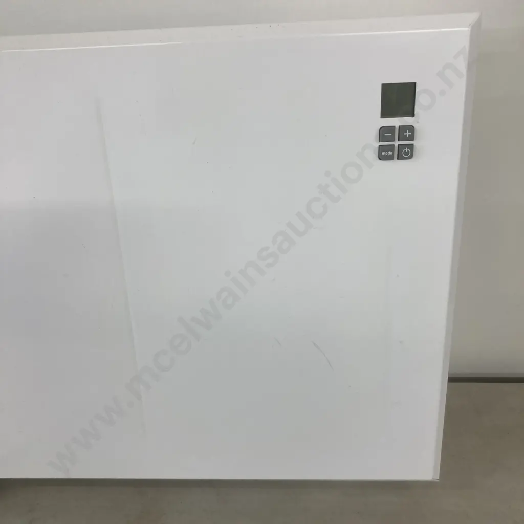 Lucht LHZ 2000watt Visage Panel Heater (Heat RetentionTablets, Digital Electronic Thermostat) With Manual. H44 W105 D8cm Image 1++