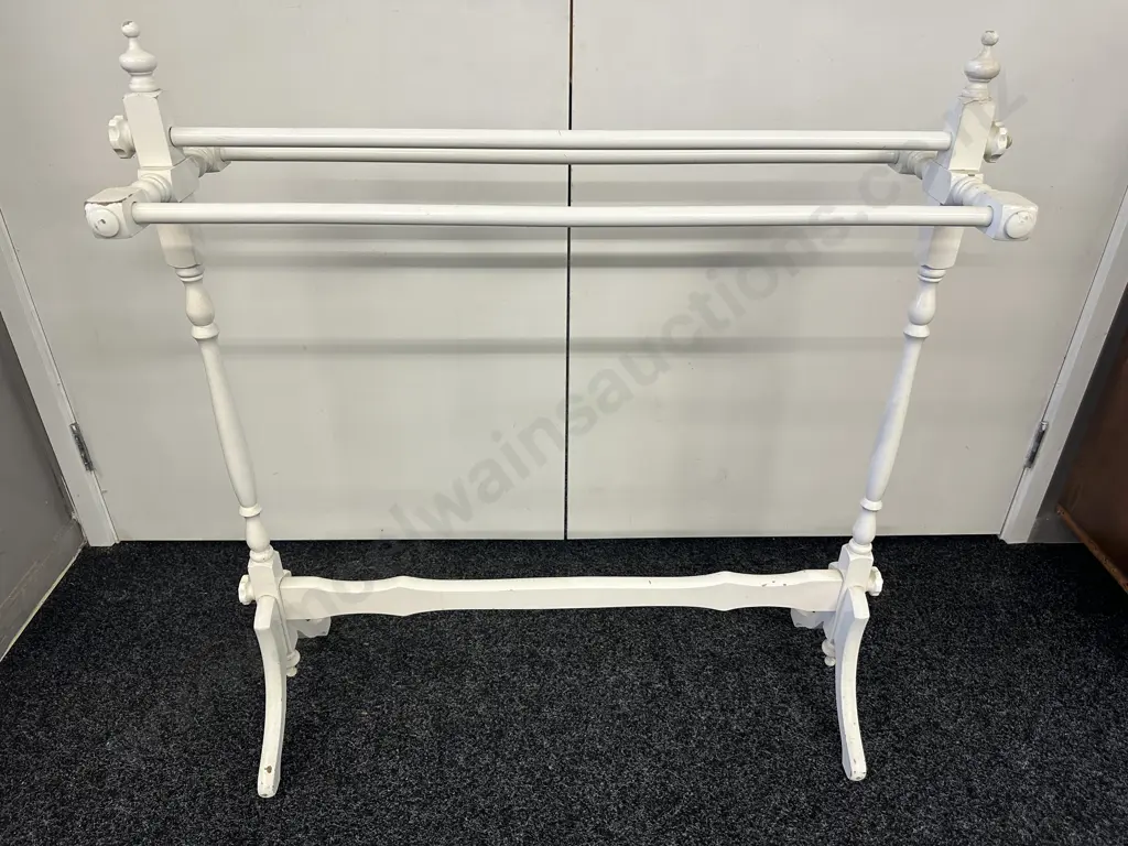 White Ornate Freestanding Towel Rail. 91 x 88cm Image 1++