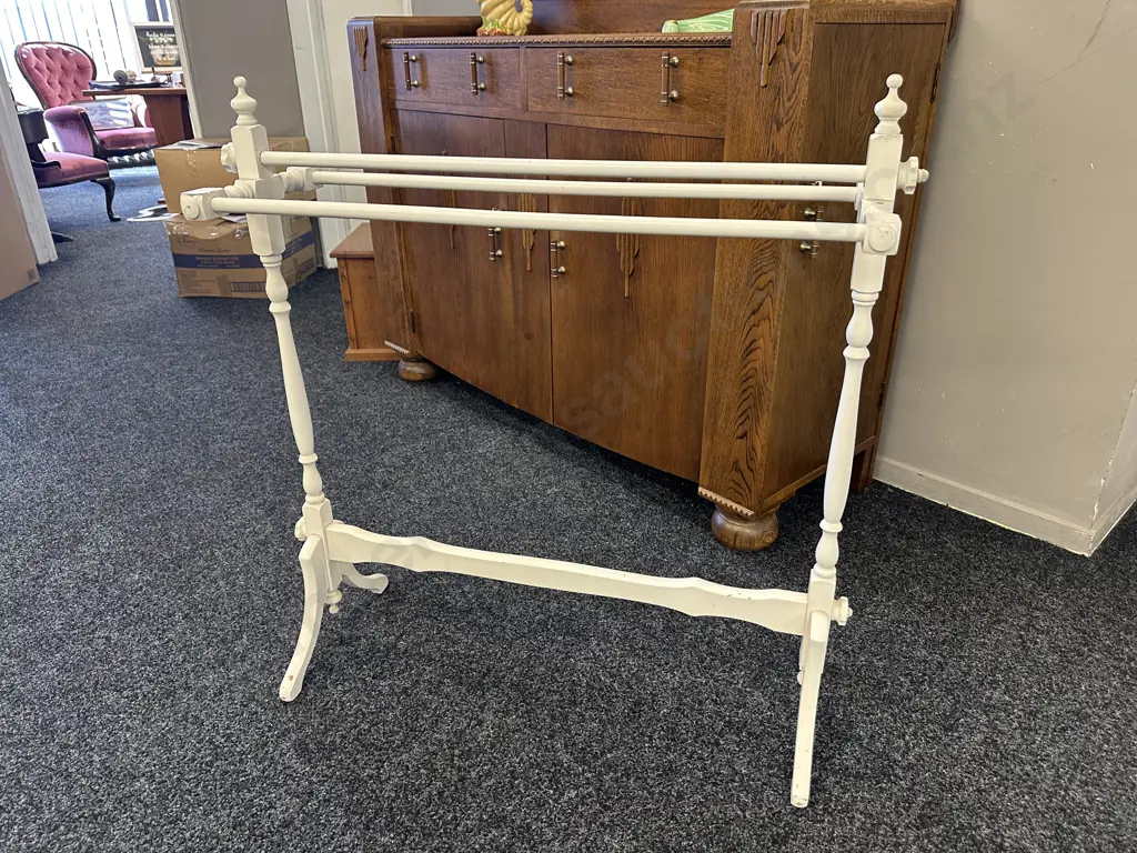 White Ornate Freestanding Towel Rail. 91 x 88cm Image 1++
