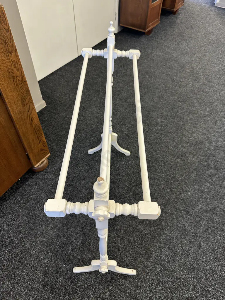 White Ornate Freestanding Towel Rail. 91 x 88cm Image 1++