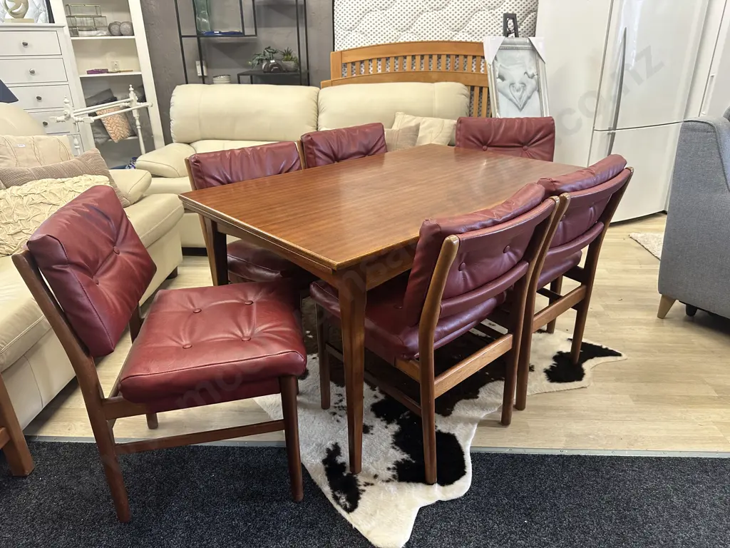 Mid Century Extn Dining Table (H73 W130 / 220 D81cm) With 6 Red Leather Effect Upholstered Chairs Image 1++