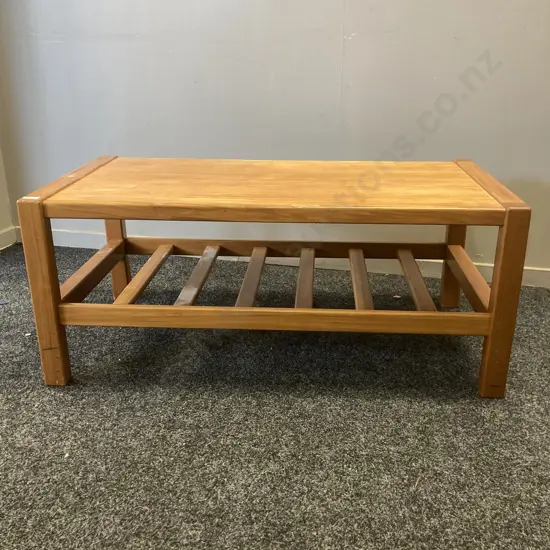 Rimu Coffee Table With Slatted Undershelf. H42 W100 D50cm