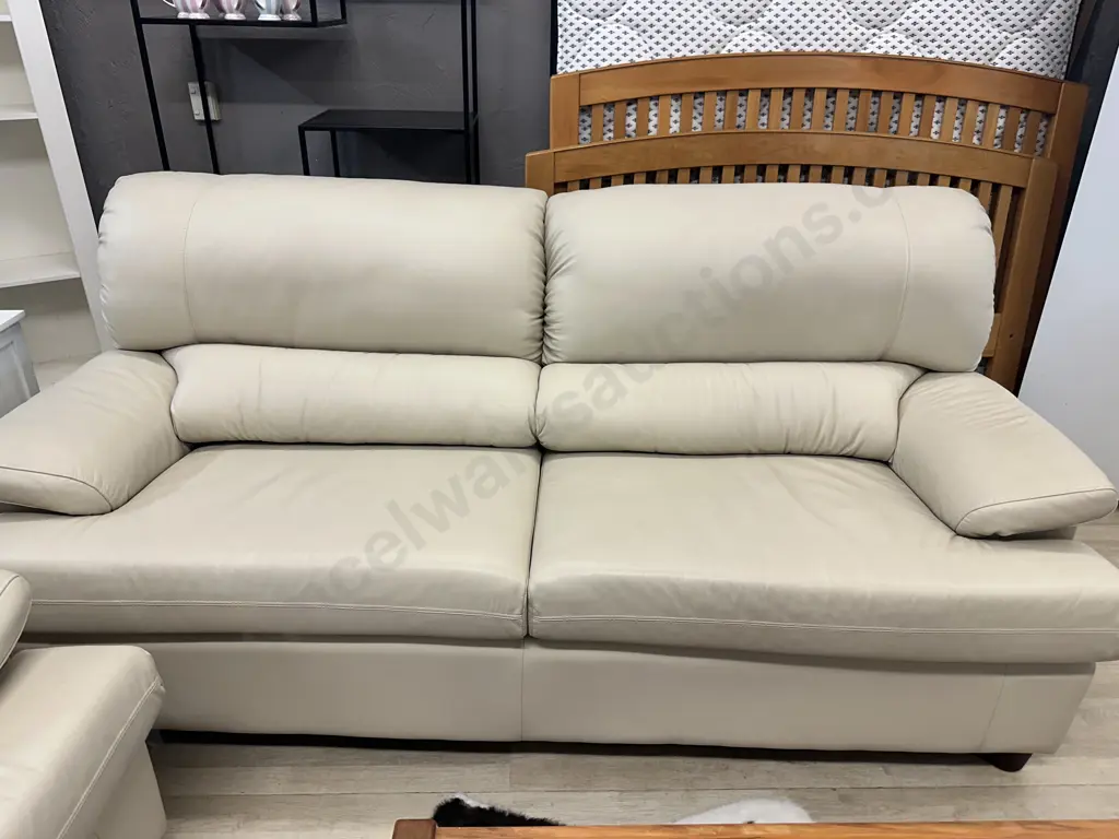 Danske Mobler Cream Leather 3 Seater & 2 Seater Lounge Suite Image 1++