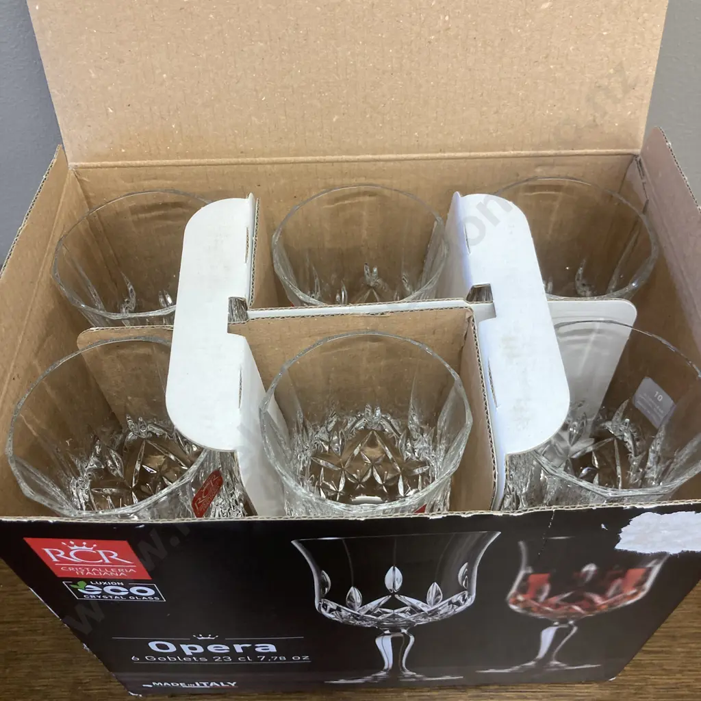 RCR Italy Opera Pattern Wine Glasses 23cl (Box of 6) Image 1++