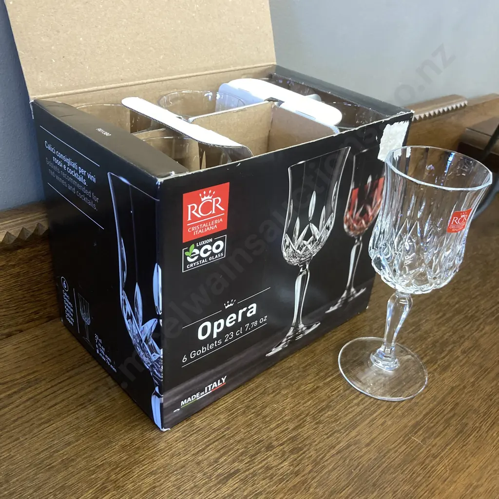 RCR Italy Opera Pattern Wine Glasses 23cl (Box of 6) Image 1++