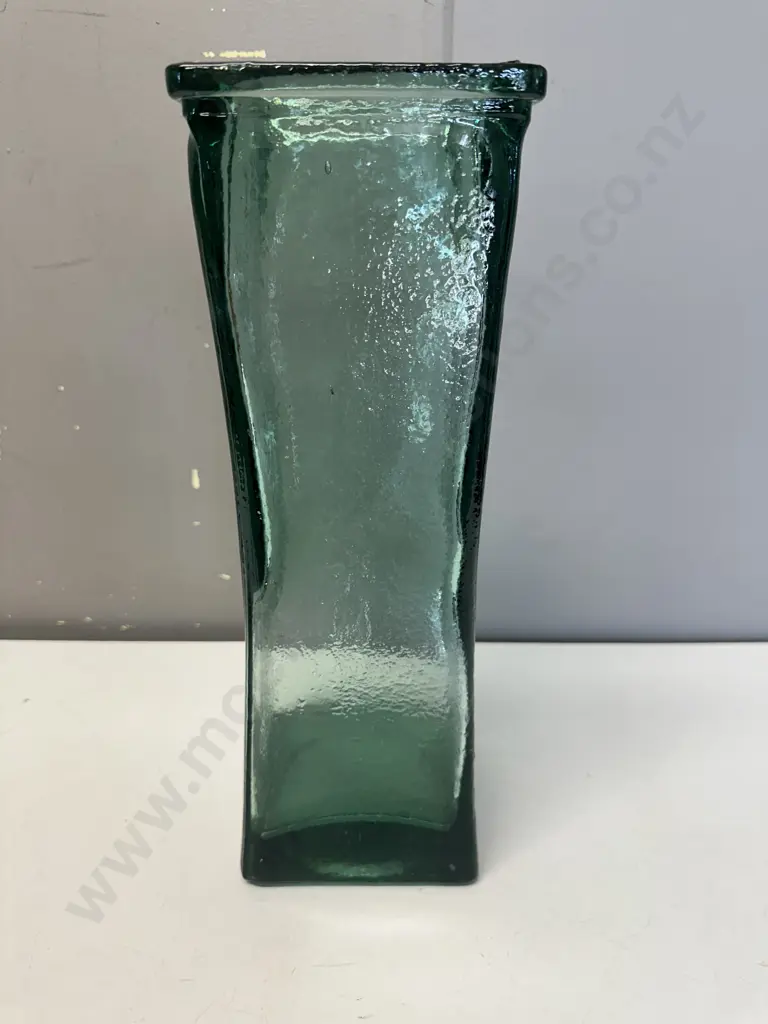 Vintage Thick Green Glass Vase H35cm. Image 1++