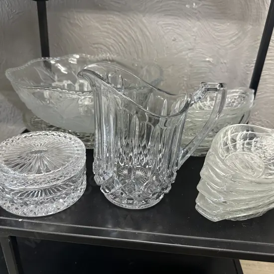 Assorted Glassware Items Including Drinks Jug, Bowl Etc