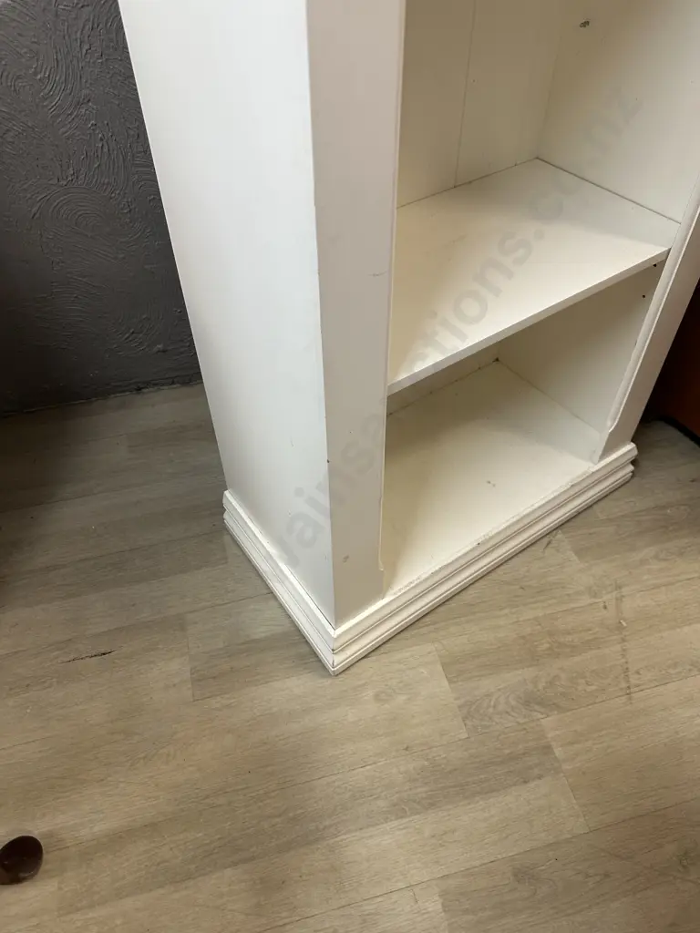 Freedom Furniture White Bookcase With 3 Adjustable & 1 Fixed Shelves. H190 W74 D37.5cm Image 1++