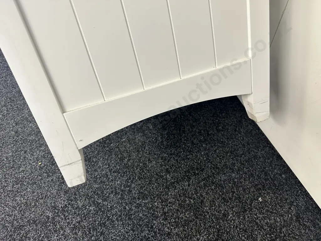 Freedom Furniture 7 Drawer White Tallboy, Brushed Pewter Knob Handles. H130 W50 D45cm Image 1++