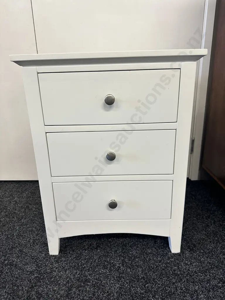 Freedom Furniture 3 Drawer White Bedside Unit, Brushed Pewter Knob Handles. H165 W50 D45cm Image 1++
