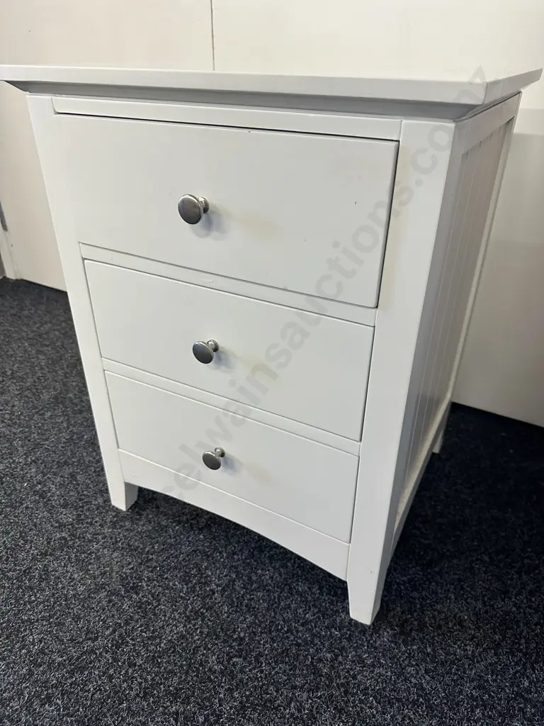 Freedom Furniture 3 Drawer White Bedside Unit, Brushed Pewter Knob Handles. H165 W50 D45cm Image 1++