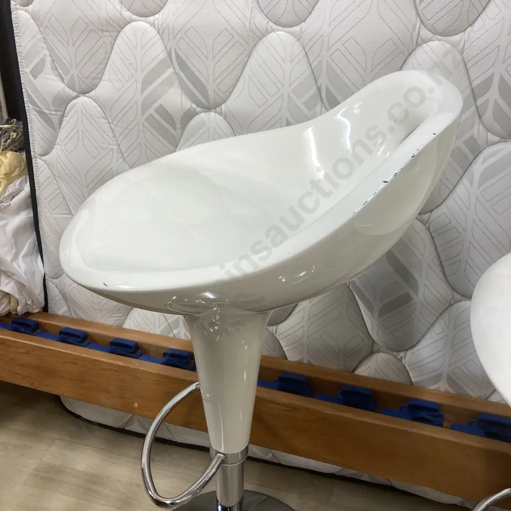 Pair of White Gaslift Barstools Image 1++