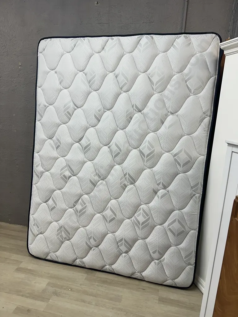 Design Mobel Rimu Queen Size Slat Bed With Sleepyhead Classic Sigma Mattress & Underbed Storage Drawer Image 1++