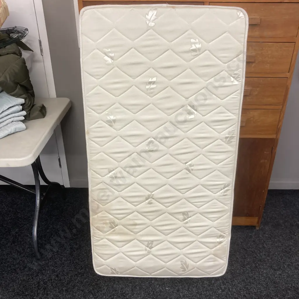White Babies Cot With Jolly Jumper Mattress Image 1++