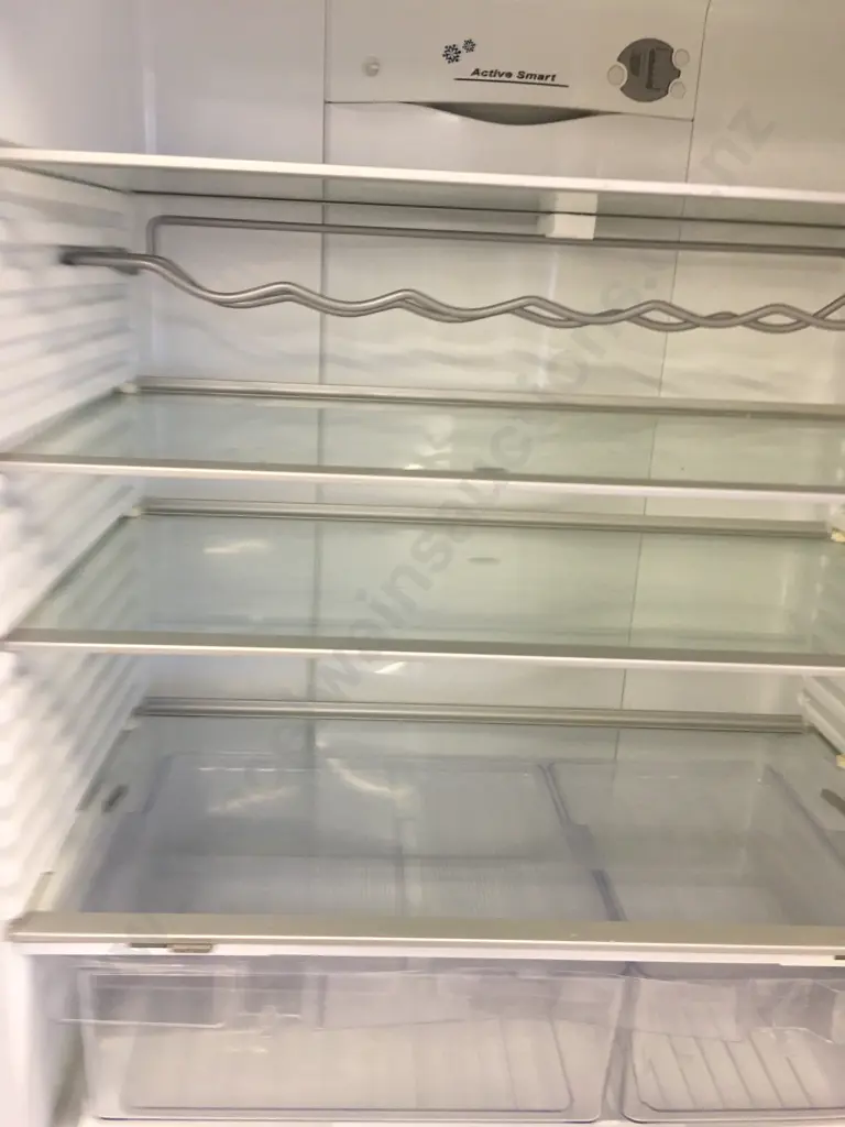 Fisher & Paykel E522B 510 Litre Active Smart Fridge Freezer, #AAQ795185 Image 1++