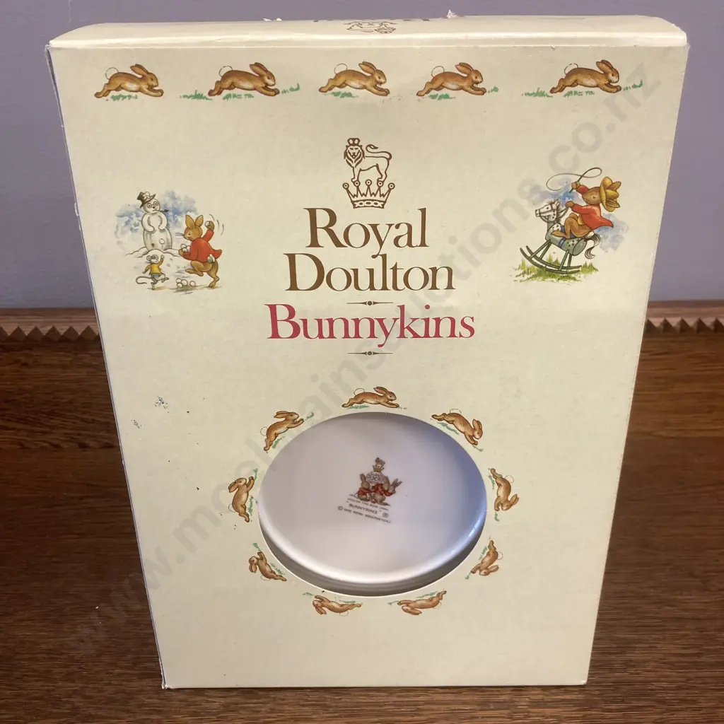 Royal Doulton Bunnykins Christening Plate & Mug 2-Piece Set Image 1++