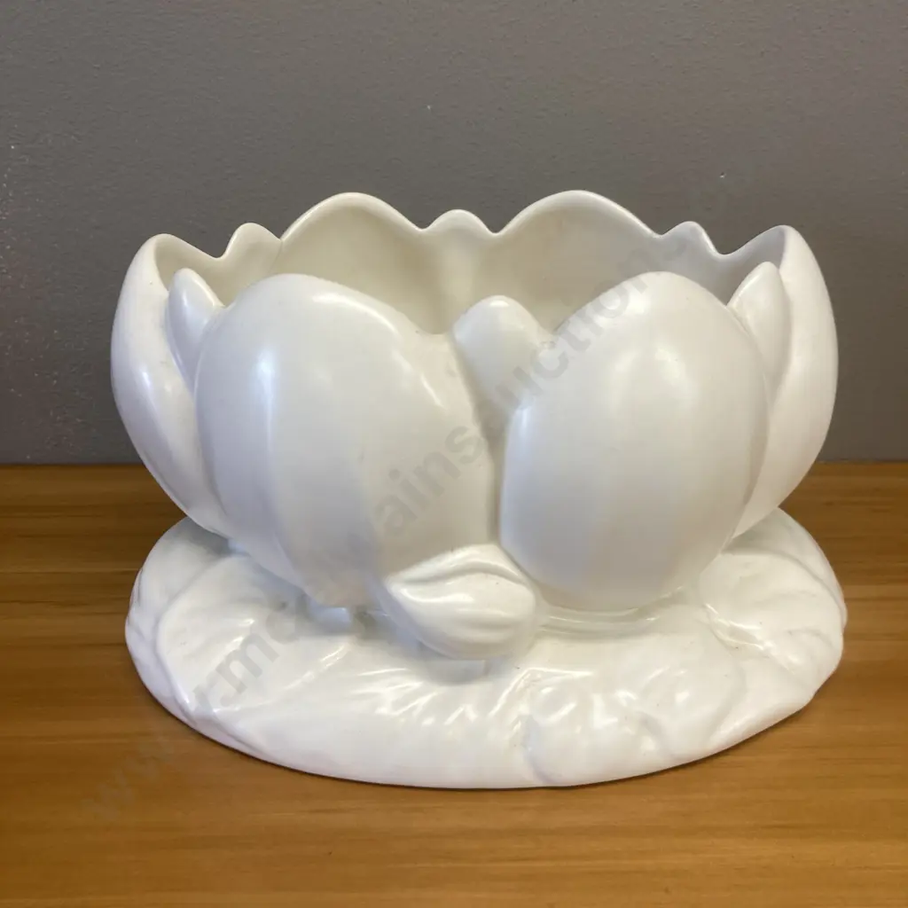 Clarice Cliff Lotus Vase, c1940, Matt White Glaze, Newport Pottery, England. 13 x 22cm, Base Stamped, Indented. As Found Image 1++