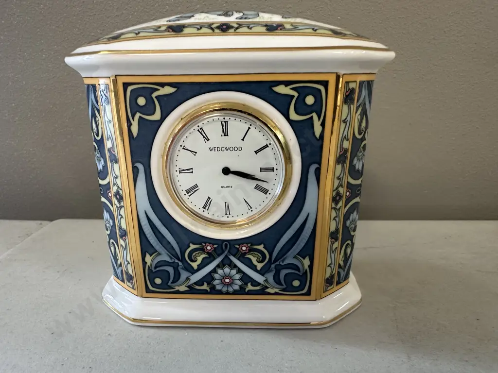 Wedgwood 'Blue Elephant' Clock Image 1++
