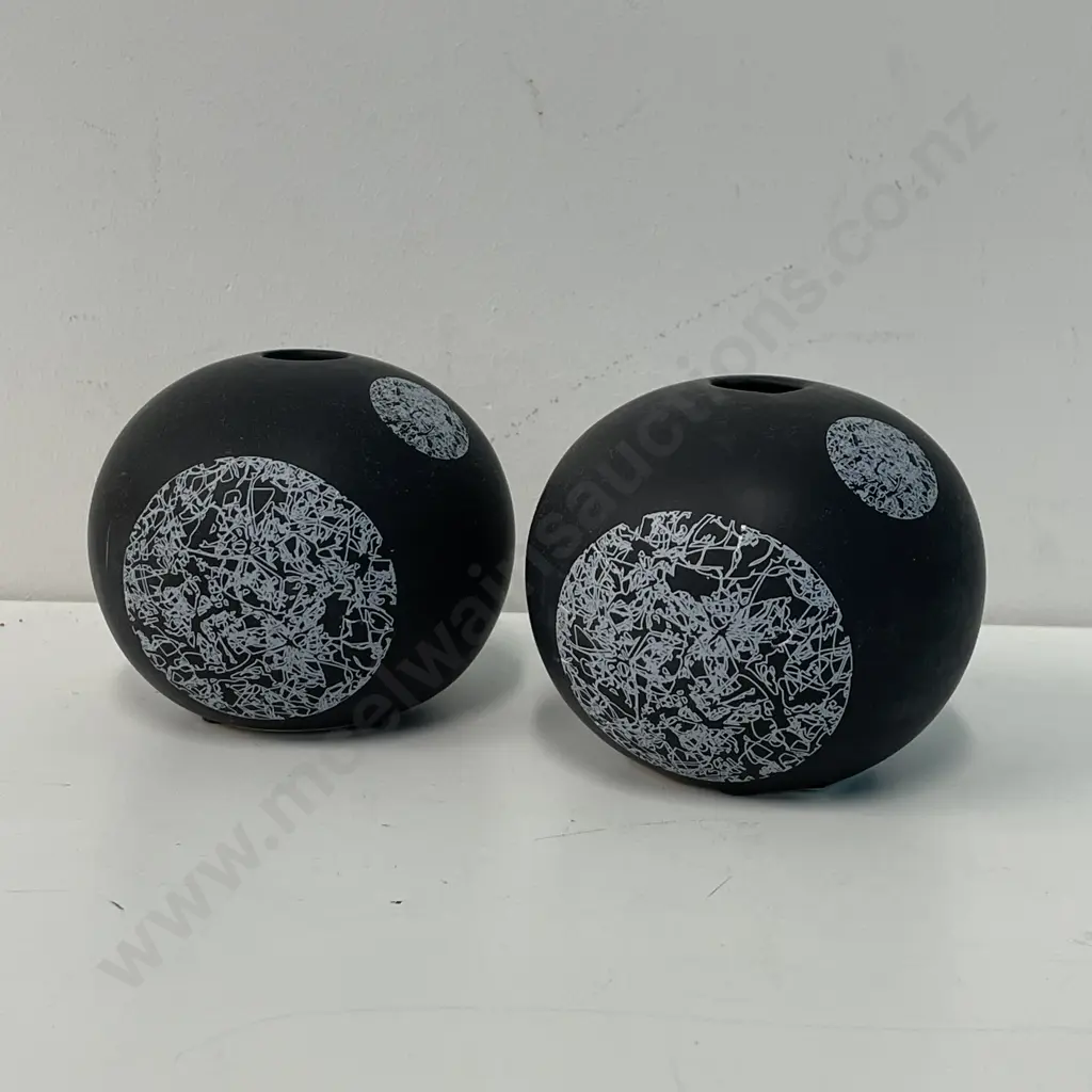Pair of Modernist Sphere Shaped Vases Image 1++