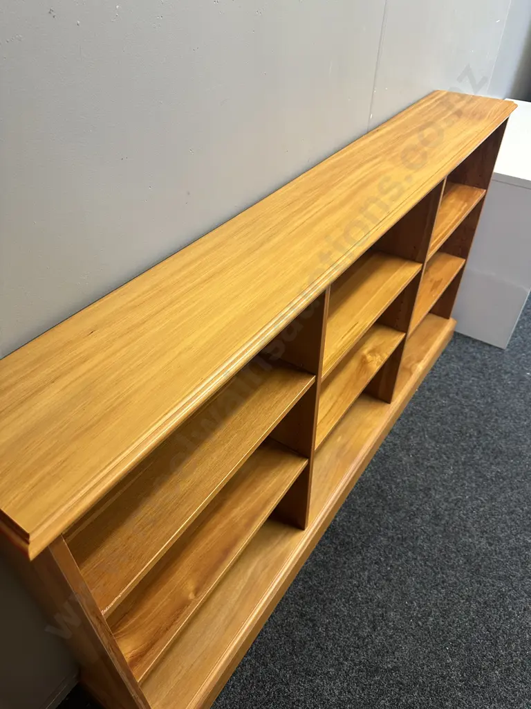 Ex Stephensons ValleyCraft Solid Rimu Bookcase With Tongue & Groove Back, 6 Adjustable Shelves. H101 W190 D28cm Image 1++