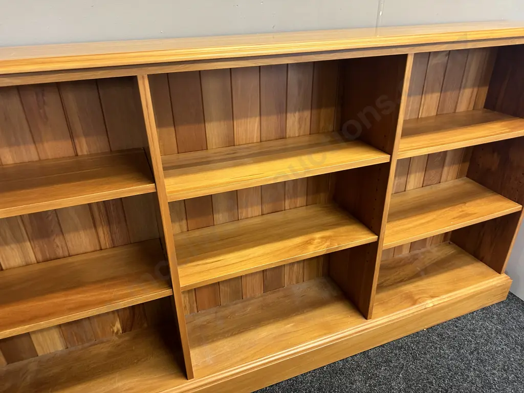 Ex Stephensons ValleyCraft Solid Rimu Bookcase With Tongue & Groove Back, 6 Adjustable Shelves. H101 W190 D28cm Image 1++