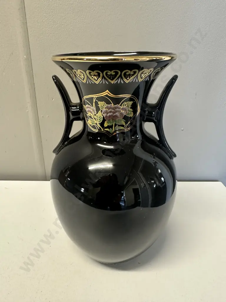 Chokin Art Black Vase. H26cm Image 1++