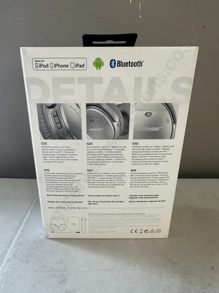 Bose Quiet Comfort 35 Wireless Headphones Silver Image 1++