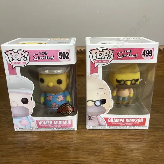 Funko Pop! The Simpsons Homer Muumuu #502 (Vaulted) & Grampa Simpson #499 (Vaulted), Television 2019