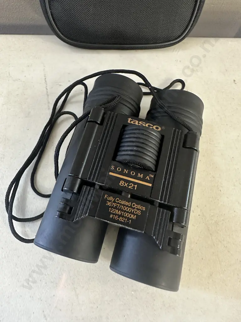 Tasco Sonoma 8x21 Binoculars In Case Image 1++
