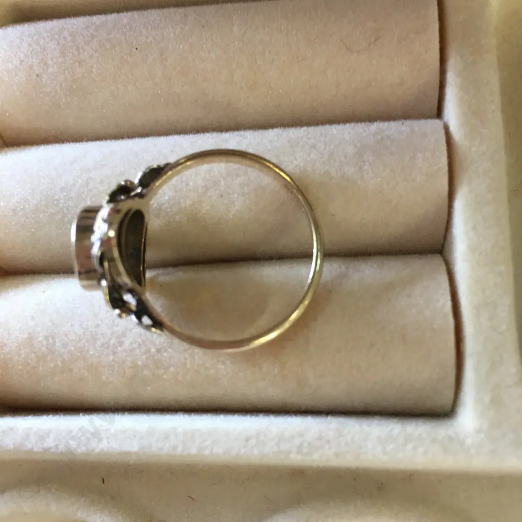 9ct Opal Ring Image 1++