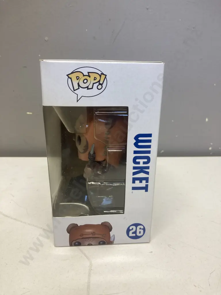 Funko Pop! Star Wars Wicket #26 Blue Box Bobble-Head, Vaulted Image 1++