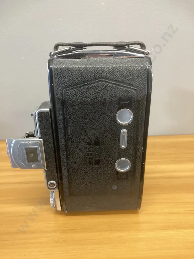 Zeiss Ikon Super Ikonta 531/2 Film Camera Tessar 105mm f3.5 From JAPAN Image 1++