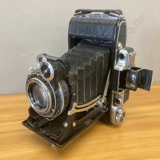 Zeiss Ikon Super Ikonta 531/2 Film Camera Tessar 105mm f3.5 From JAPAN