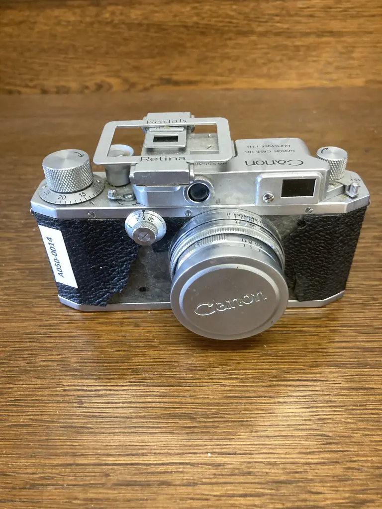 Vintage Canon IIB Rangefinder 35mm Film Camera With Serenar f1.9 50mm Lens & Cap. No 25536 Image 1++