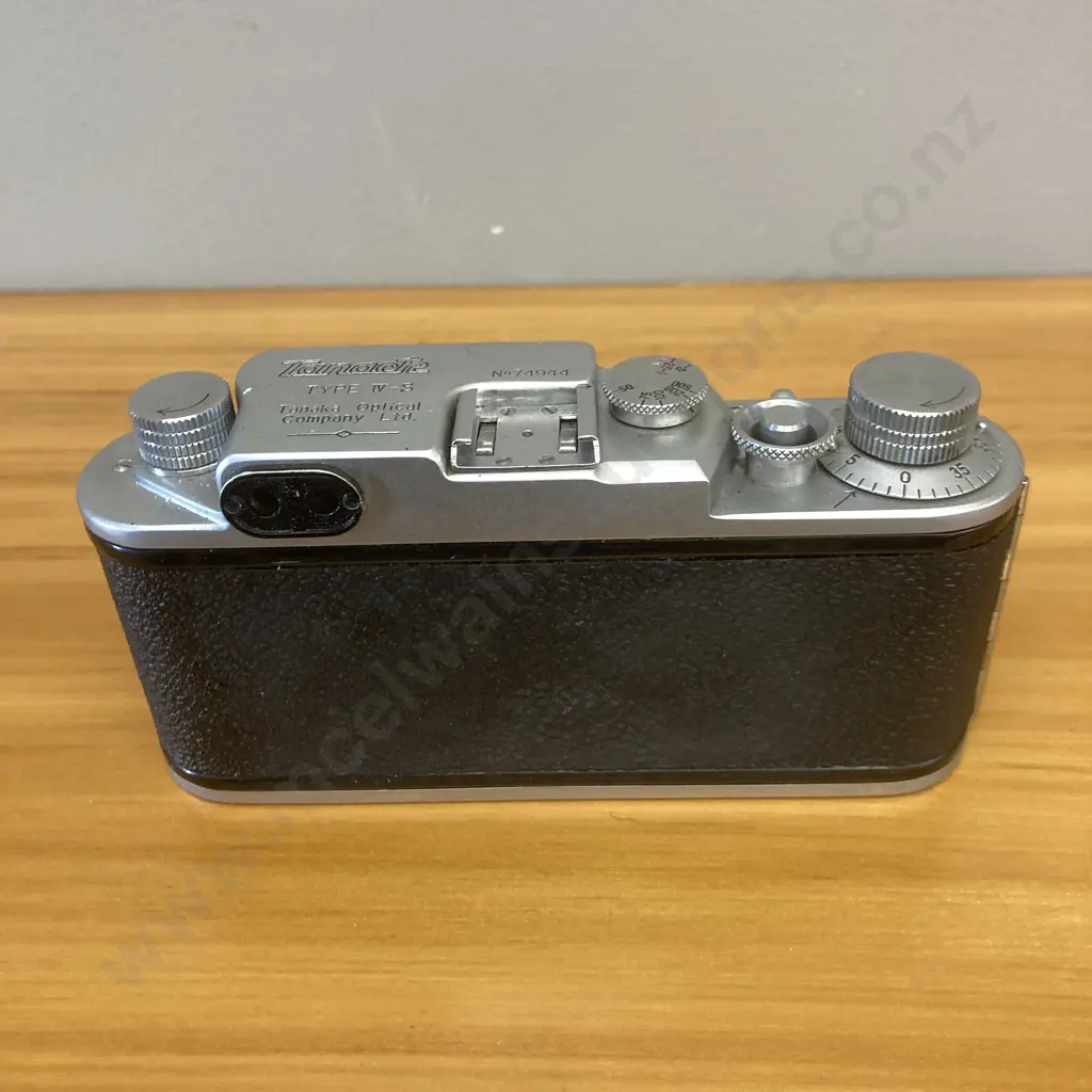 Tanack IV-S Camera Body No74944 (Japanese Leica copy similar to the Leica 111B with differences) Image 1++