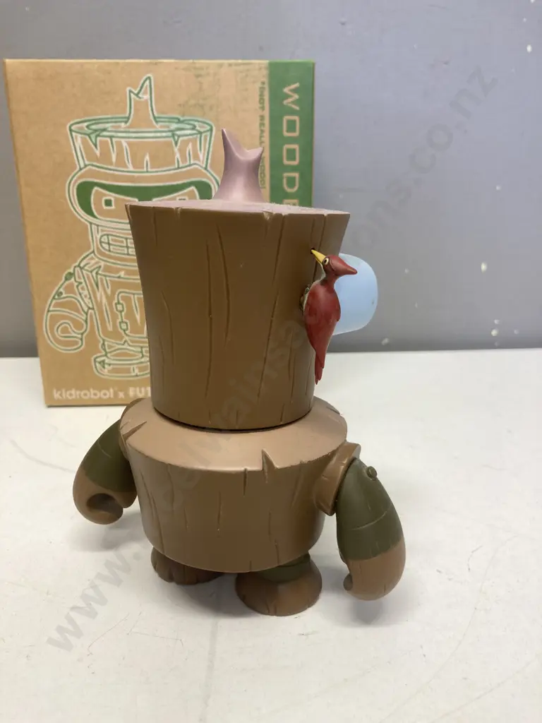 Kidrobot x Futurama Wooden Bender 6" Brown - T12YL011 Image 1++
