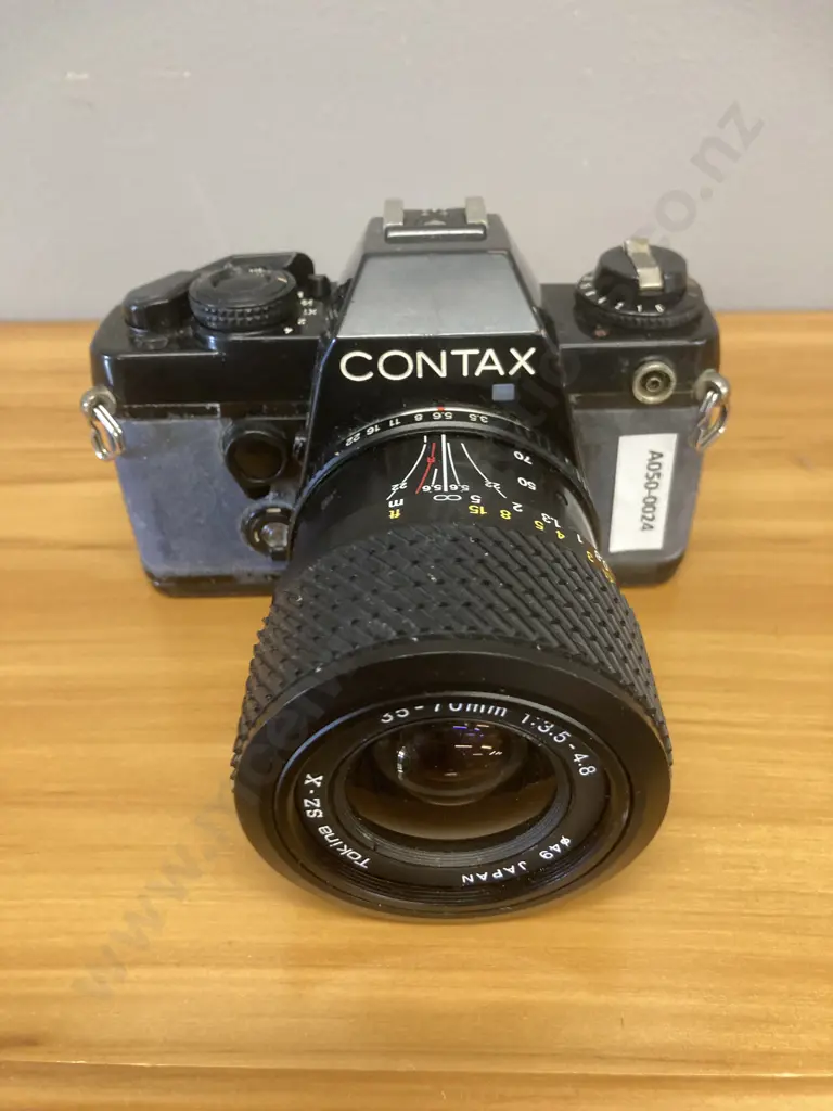 Contax 139 Quartz SLR Film Camera With 35-70mm Tokina SZ-X Lens, Japan. #035795 Image 1++