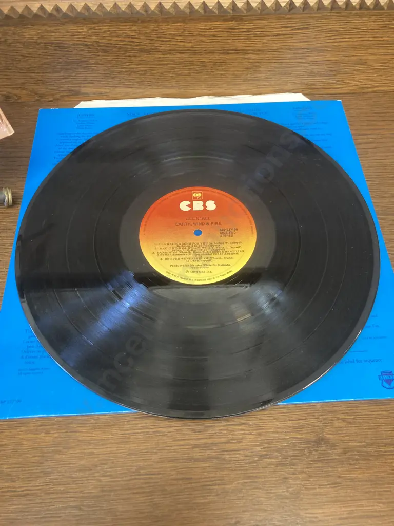 Earth Wind & Fire - All N' All Vinyl LP SBP 237100 CBS Label Original 1977 New Zealand Pressing Includes Lyrics Sleeve Image 1++