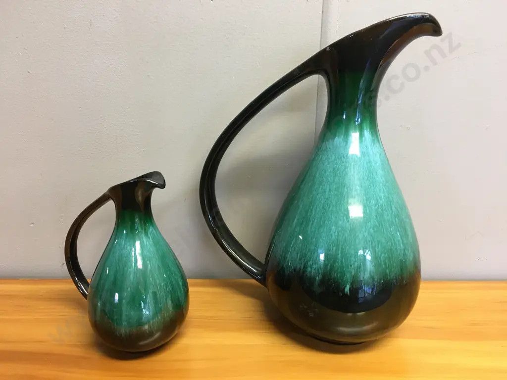 Blue Mountain Pottery Green Drip Glaze Graduated Pitchers, BMP On Base & Label On Base. H33 & 18cm Image 1++