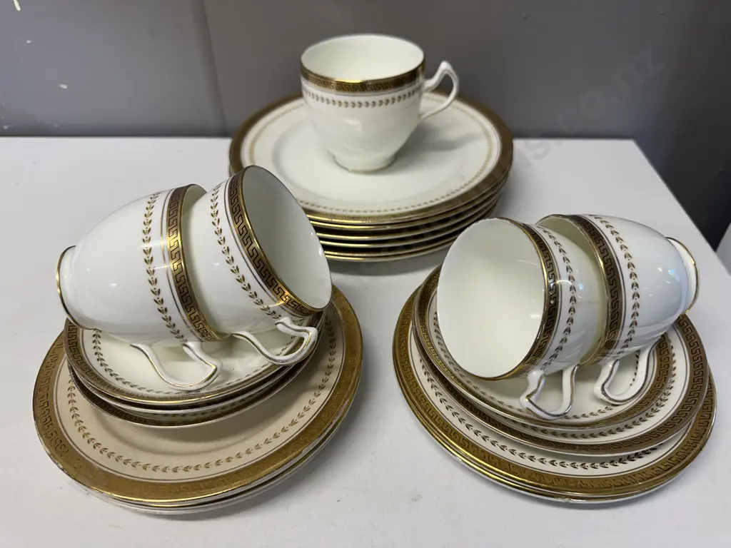 Allertons Old English Bone China Dinnerware  Image 1++