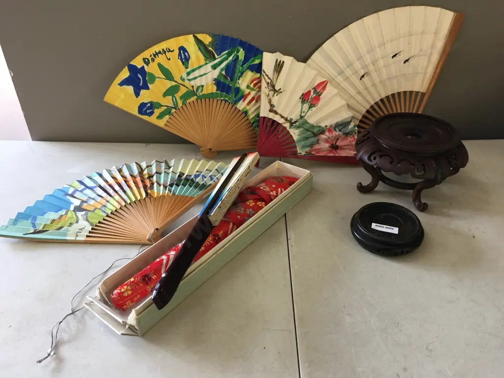 Vintage Fans & Plinths Image 1++
