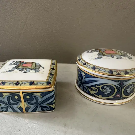 Wedgwood 'Blue Elephant' Hampton Lidded Dish & Square Lidded Dish
